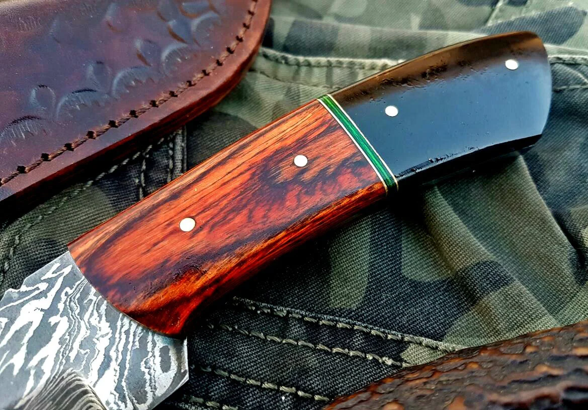 Custom Handmade Damascus Steel Hunting Skinning Knife - Image 3