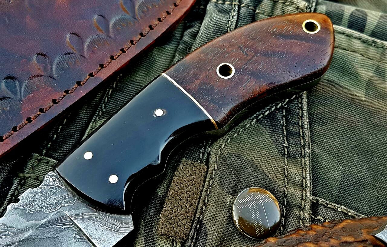 Custom Handmade Damascus Steel Skinner Knife - Image 3
