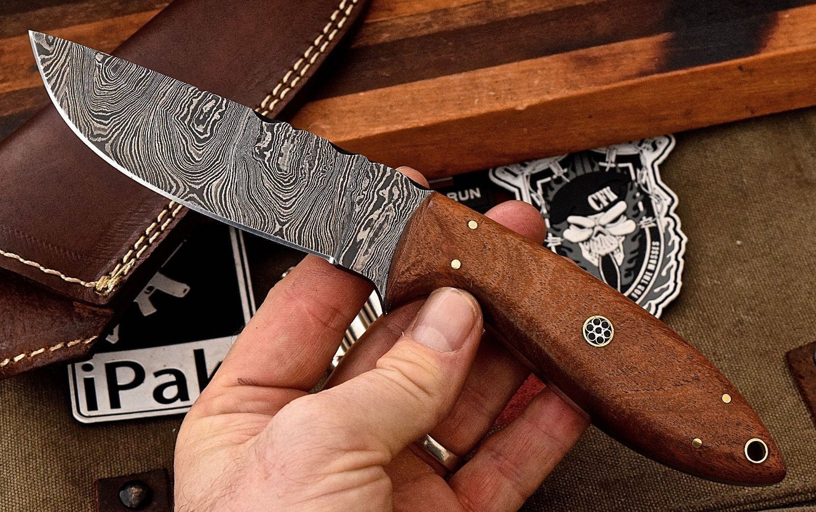 Custom Handmade Damascus Steel Skinning/Camping/Hunting Knife - Image 2