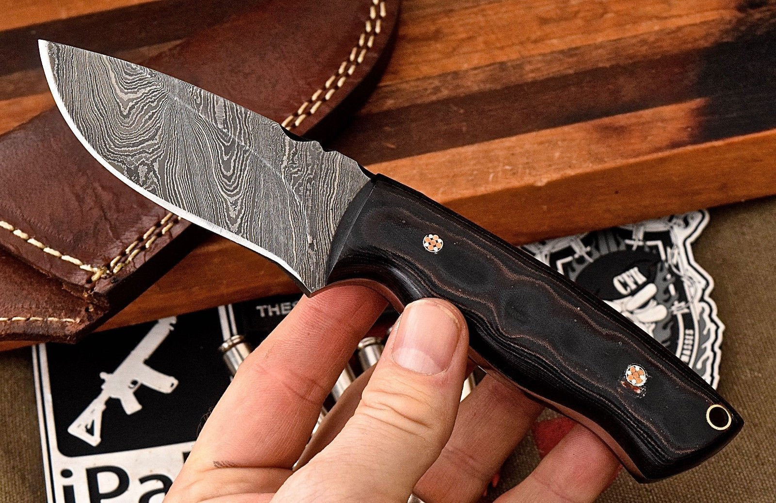 Custom Handmade Damascus Steel Skinning/Camping/Hunting Knife - Image 3