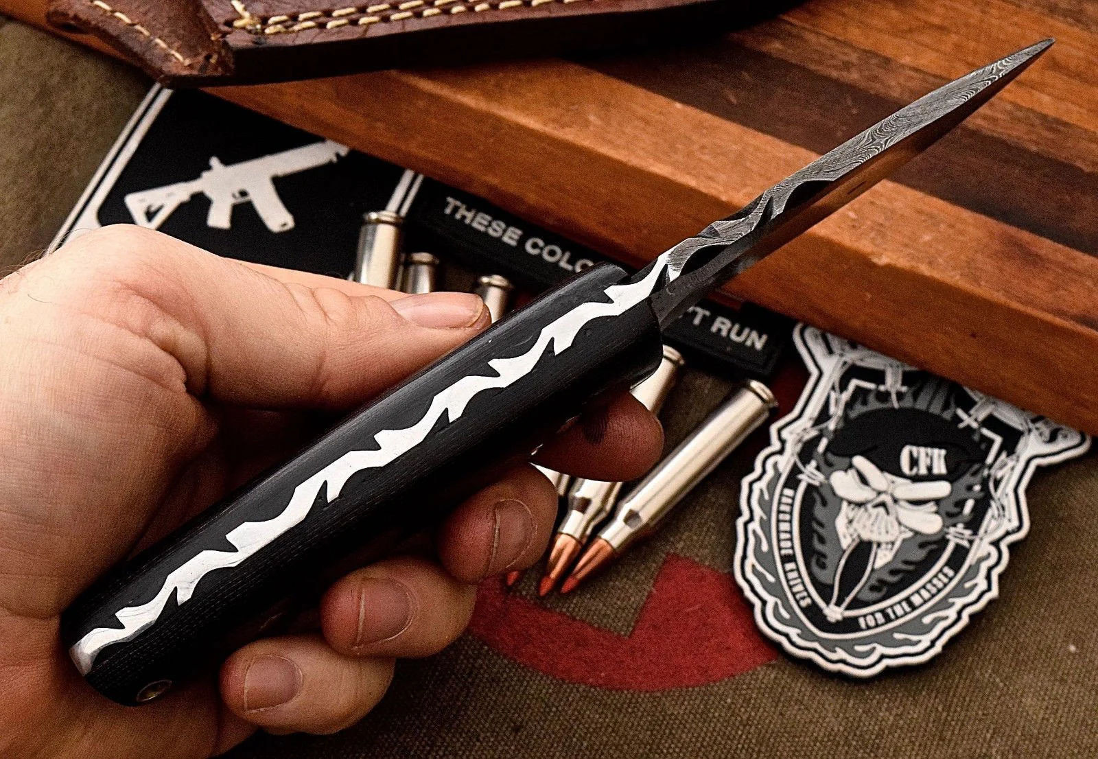 Custom Handmade Damascus Steel Skinning/Camping/Hunting Knife - Image 4