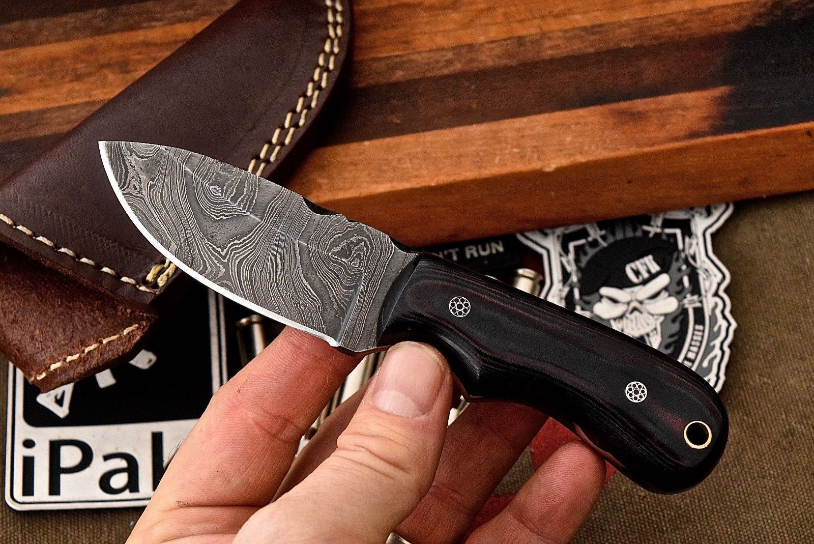 Custom Handmade Damascus Steel Skinning/Camping/Hunting Knife - Image 2