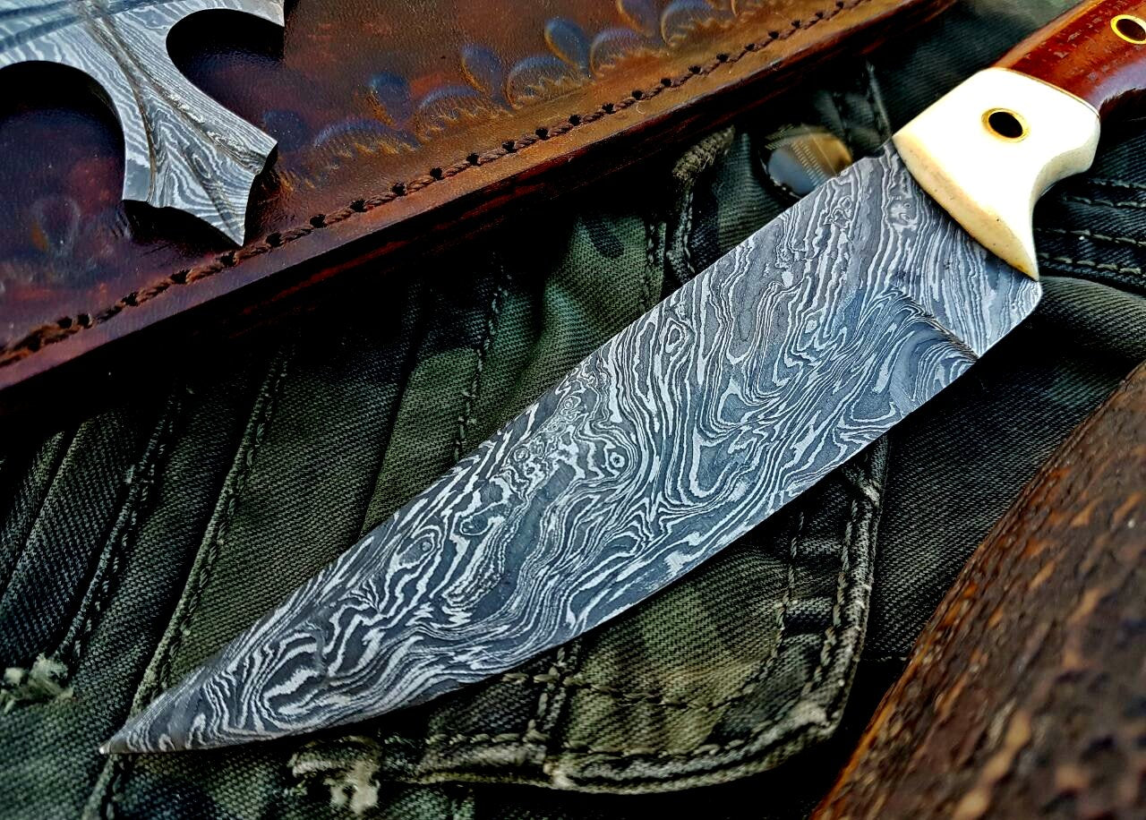 Custom Handmade Damascus Steel Skinning Hunting Knife - Image 2
