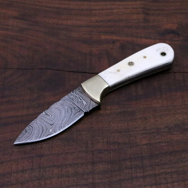 CUSTOM HANDMADE DAMASCUS STEEL SKINNING KNIFE - Image 4