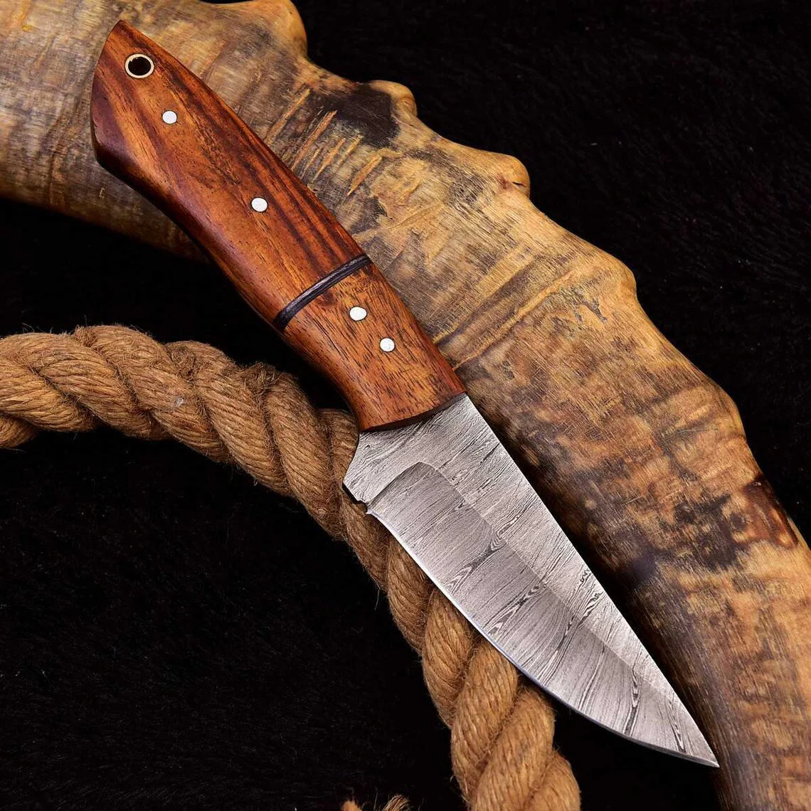 Custom Handmade Damascus Steel Skinning Knife with Rosewood Handle, 7.25-inch - Image 2