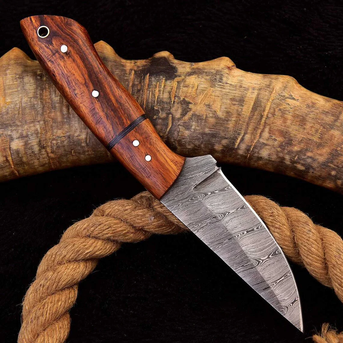 Custom Handmade Damascus Steel Skinning Knife with Rosewood Handle, 7.25-inch - Image 3