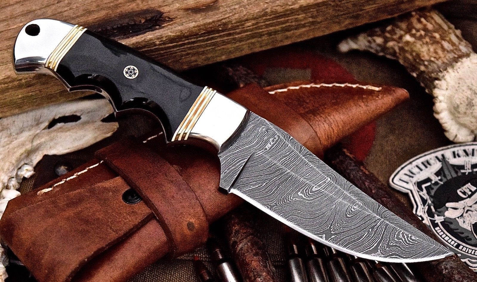 Custom Handmade Deer Hunting Knife with Damascus Steel Blade - Image 2