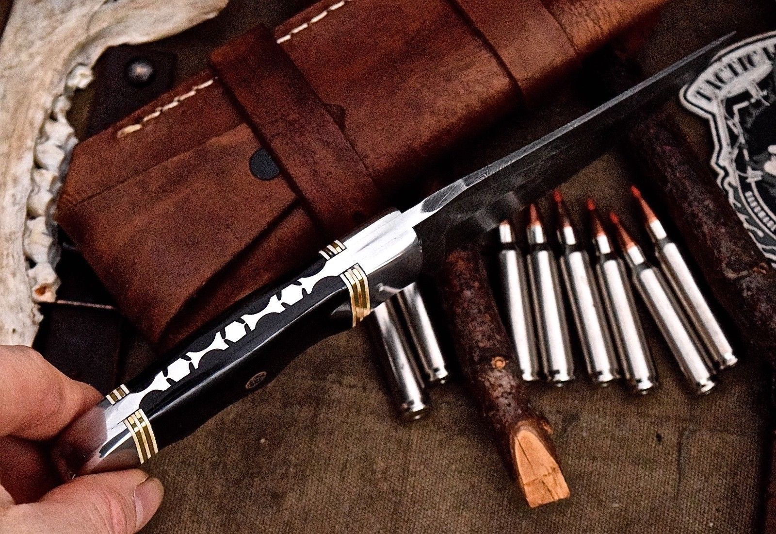 Custom Handmade Deer Hunting Knife with Damascus Steel Blade - Image 3
