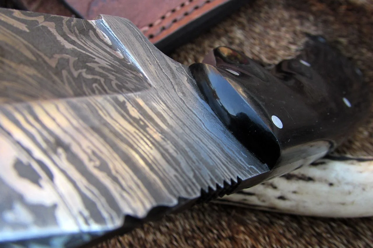 Custom Handmade Deer Skinning Knife – 8.5 Inches Damascus Steel - Image 2
