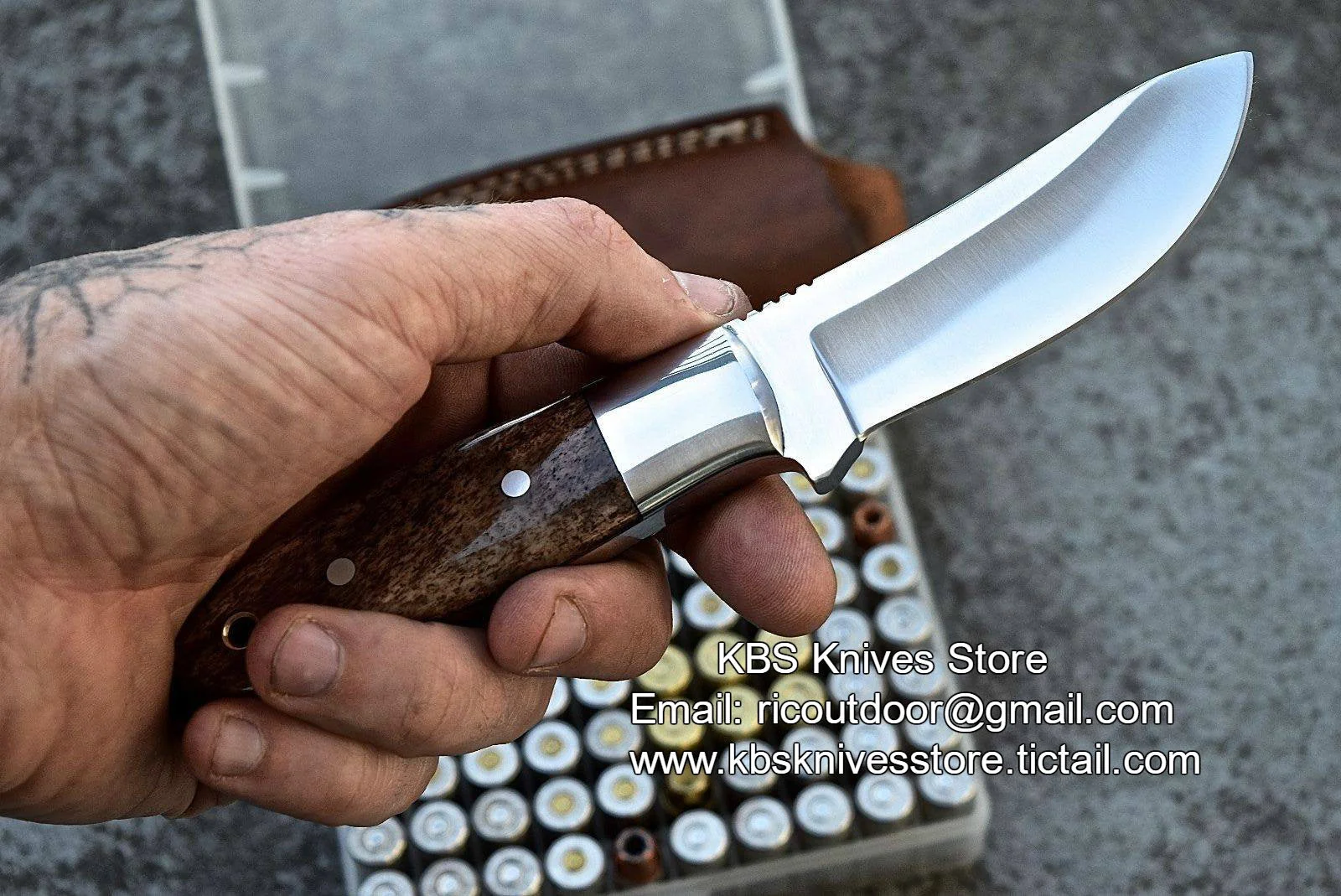 Custom Handmade Deer Skinning Knife with D2 Steel Blade - Image 2