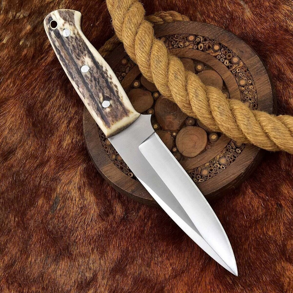 Custom Handmade Fixed Blade Skinning Knife with Leather Sheath - Image 3
