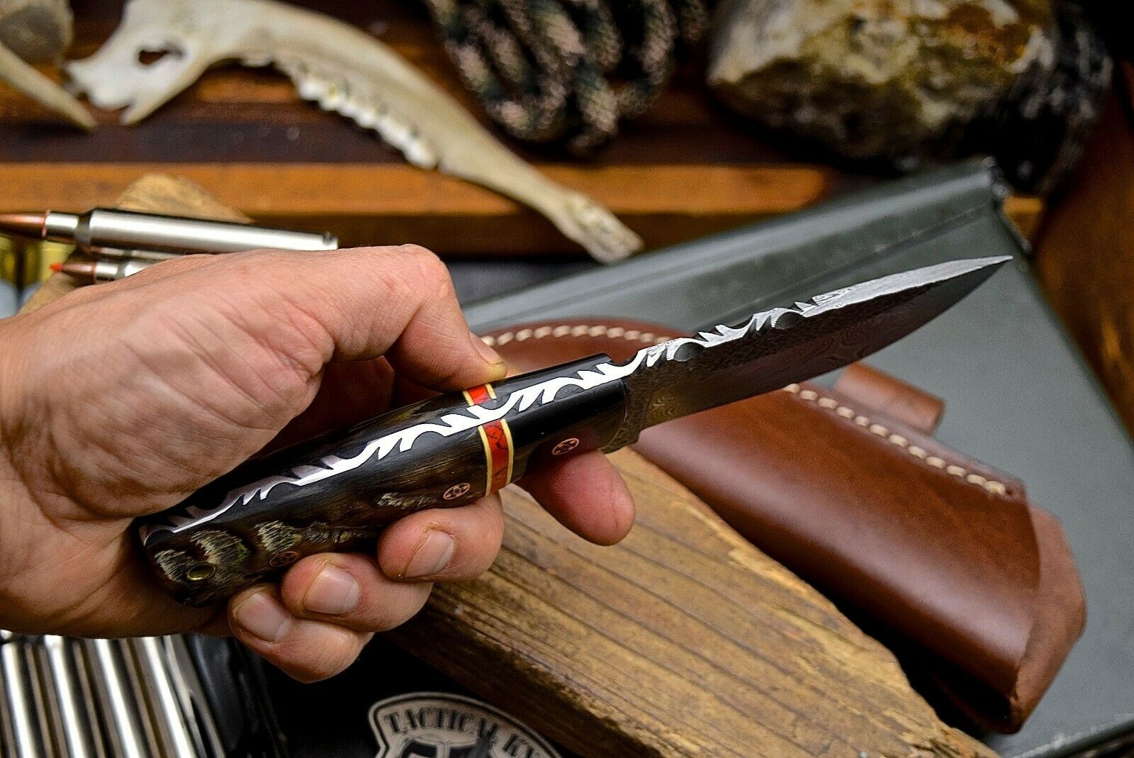 Custom Handmade Hammered Forged Damascus Sheep-Buffalo Horn Hunting EDC Blade Knife - Image 2
