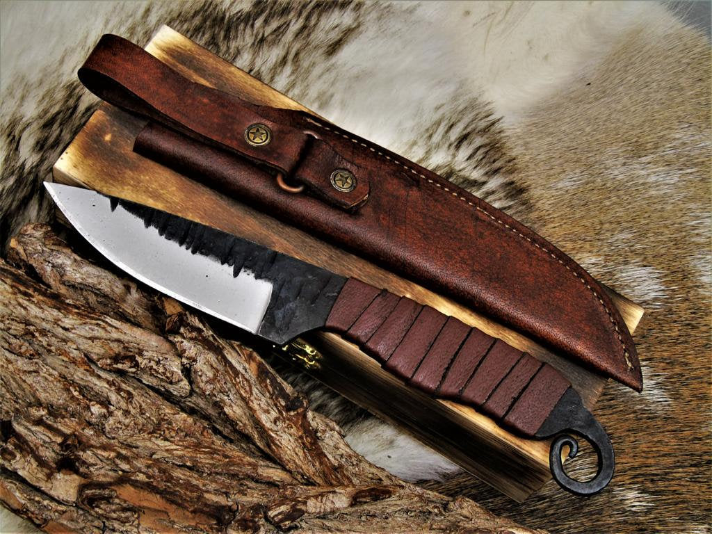 Custom Handmade Hand Forged Carbon Steel Hunting Skinning Knife - Image 2