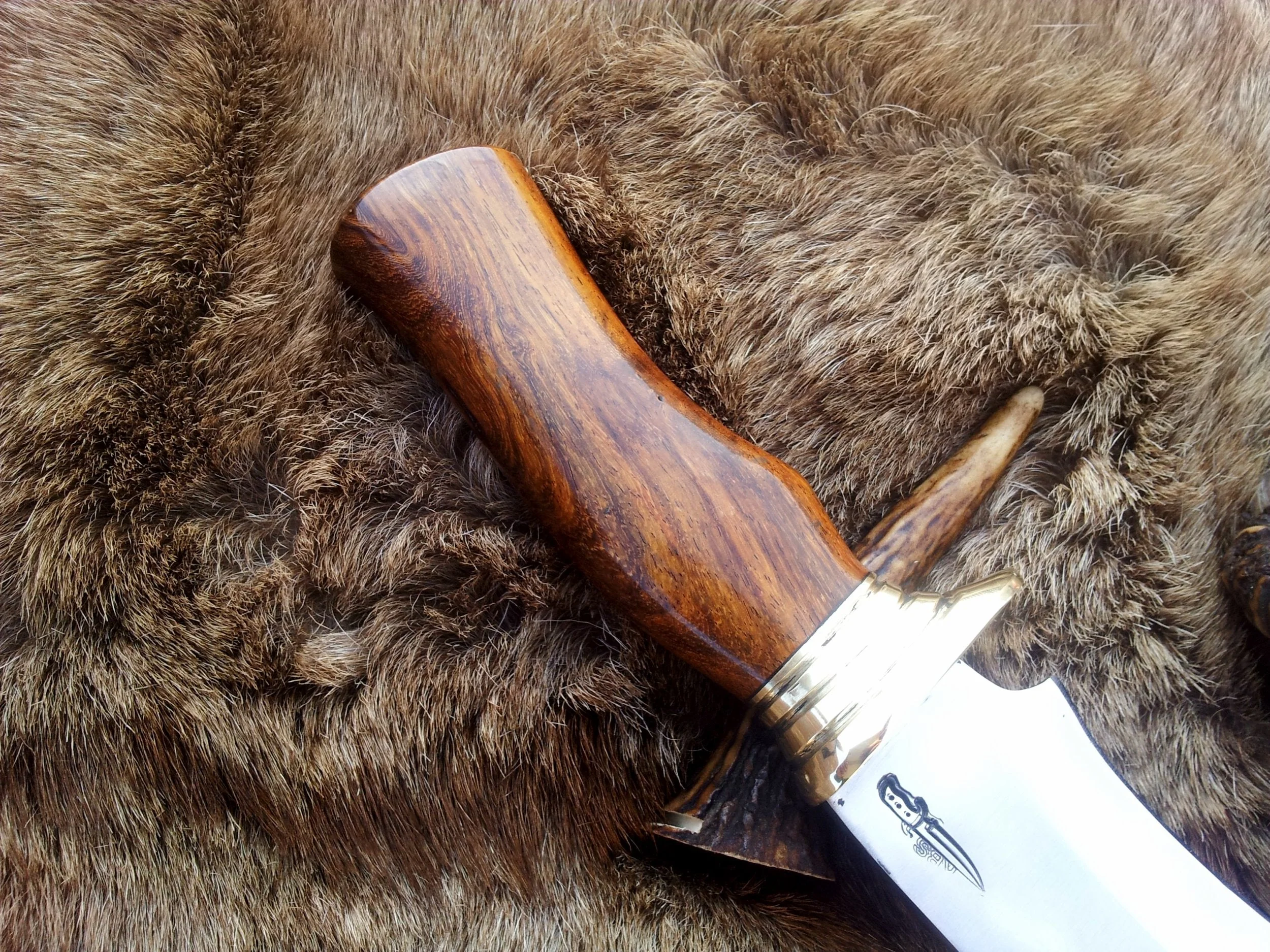 Custom Handmade Hunting Bowie Knife with D2 Steel Blade and Rosewood Handle - 12 Inches - Image 3