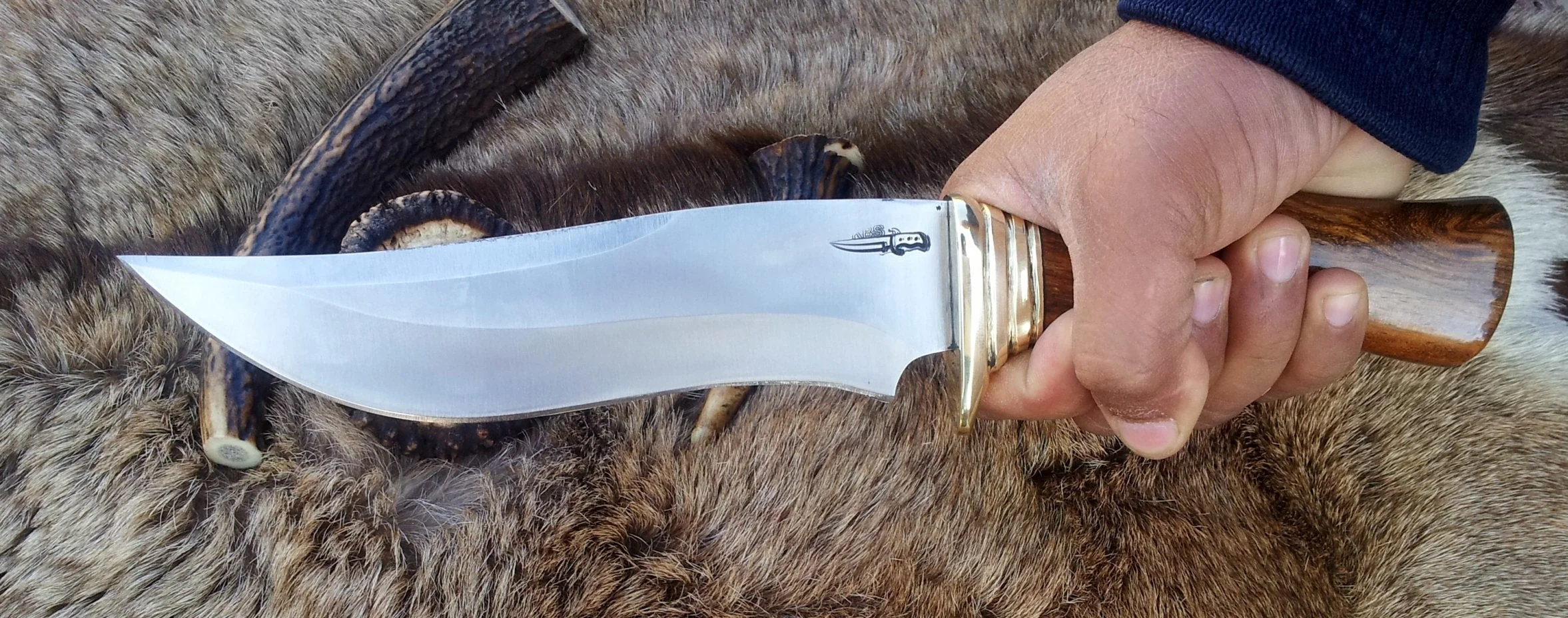 Custom Handmade Hunting Bowie Knife with D2 Steel Blade and Rosewood Handle - 12 Inches - Image 4