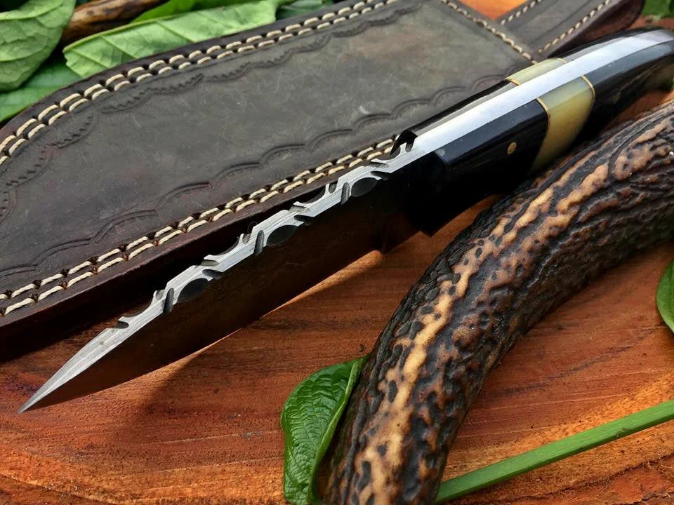 Custom Handmade Raindrop Damascus Steel Hunting EDC Skinning Knife - Image 4