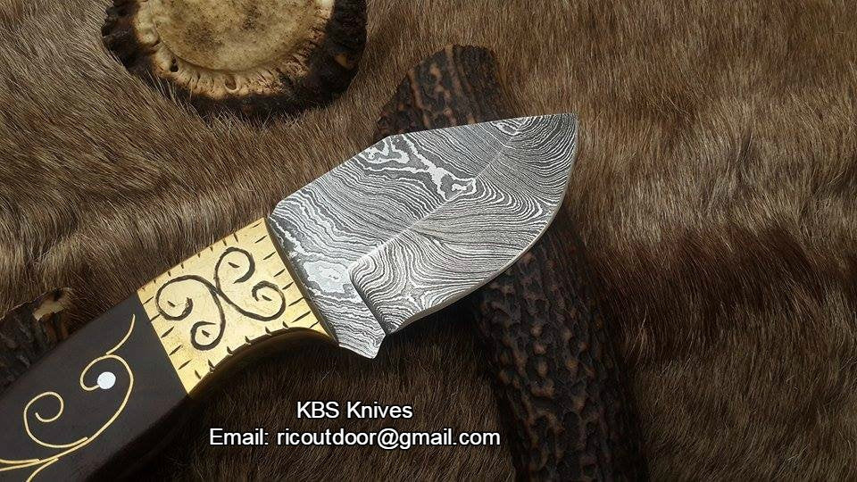 Custom Handmade Skinner Blade with Engraved Rosewood Handle - Image 2