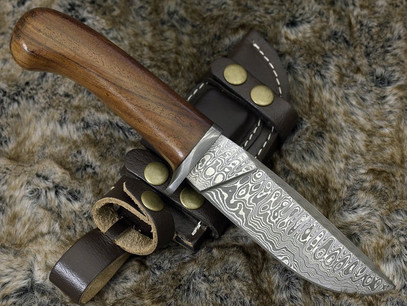 Damascus Blade Hunting Knife - Image 2