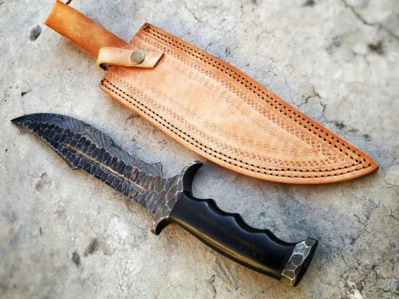 DAMASCUS FORGED BOWIE KNIFE - Image 4