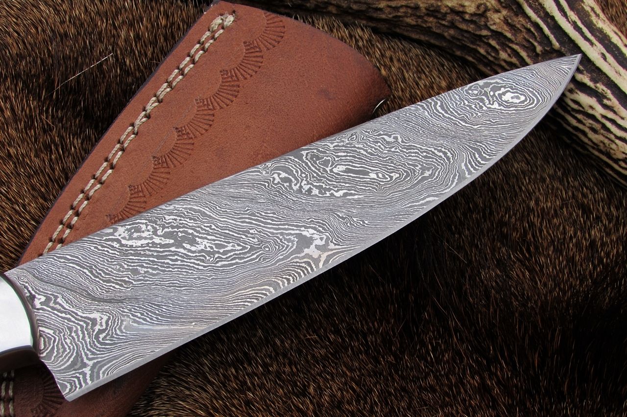 Damascus Hand Made Chef Knife - Image 3
