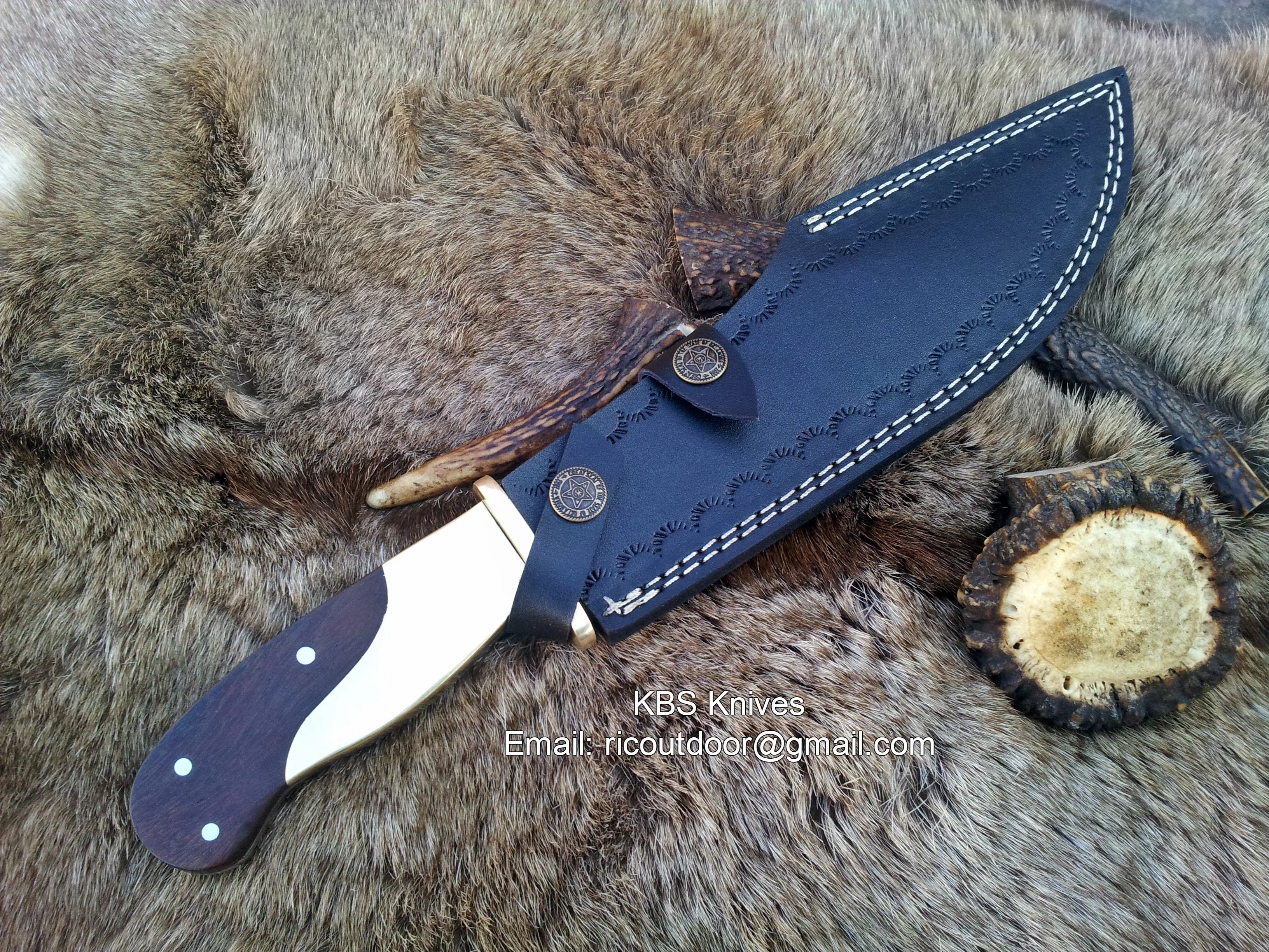 Damascus Hand Made Hunting Knife - Image 3