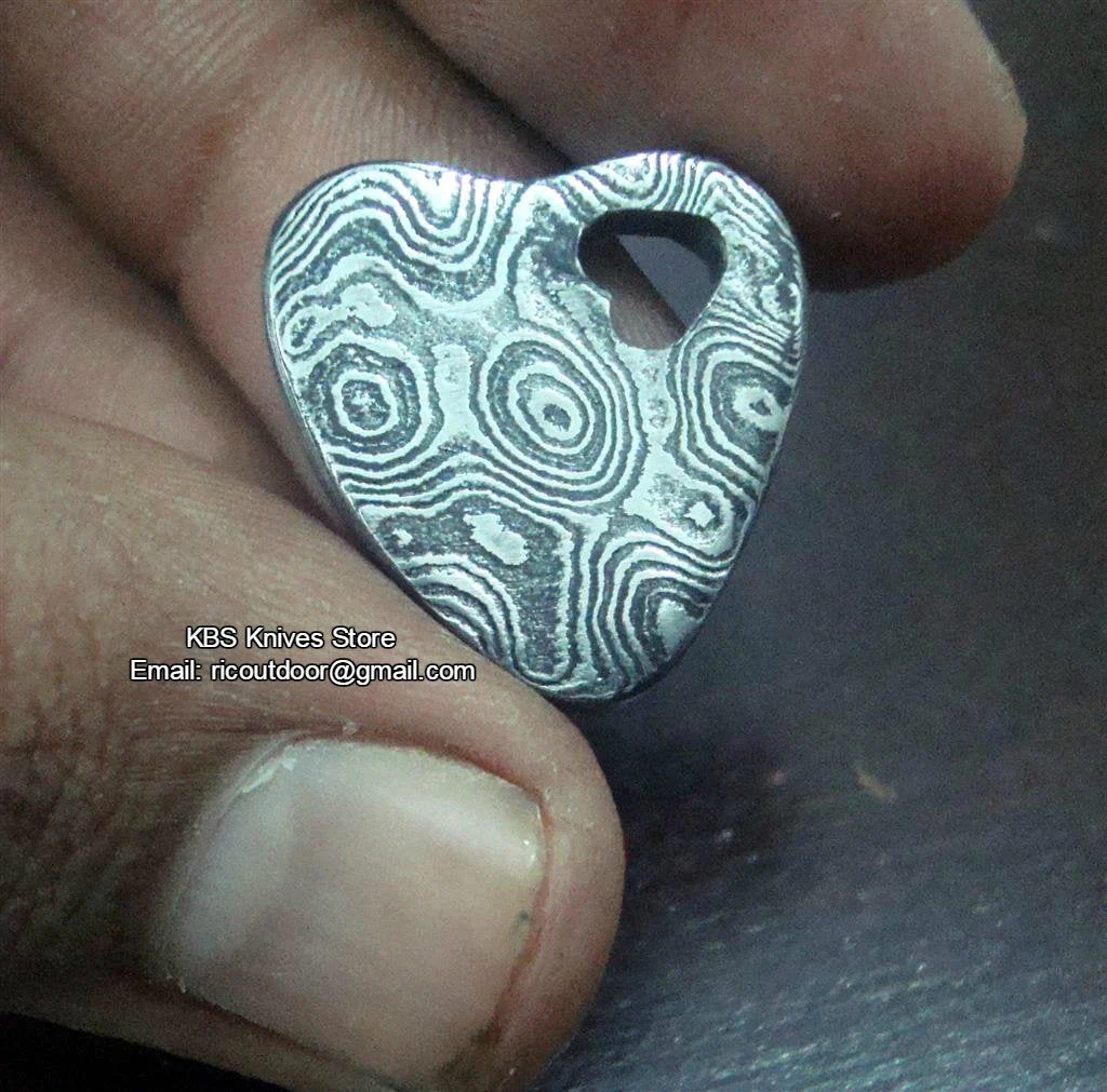 Damascus Heart Pendant - Image 2