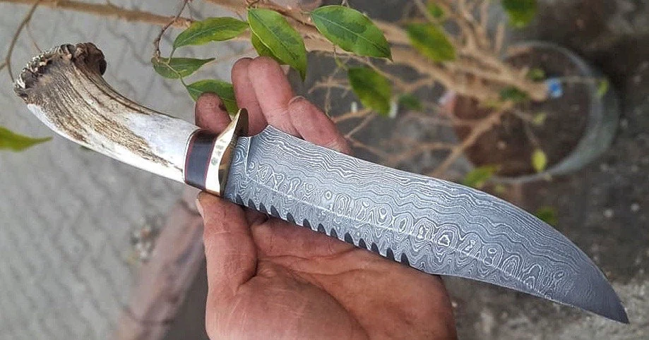 DAMASCUS HUNTING BOWIE KNIFE - Image 2