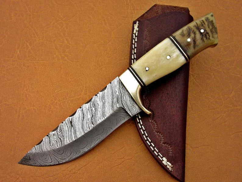 Damascus Hunting Knife - Image 2