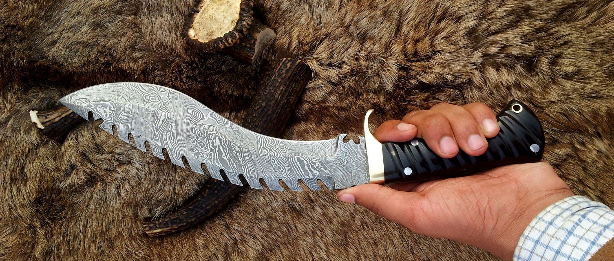Damascus Kukri for Sale – 15" Buffalo Horn Handle - Image 2