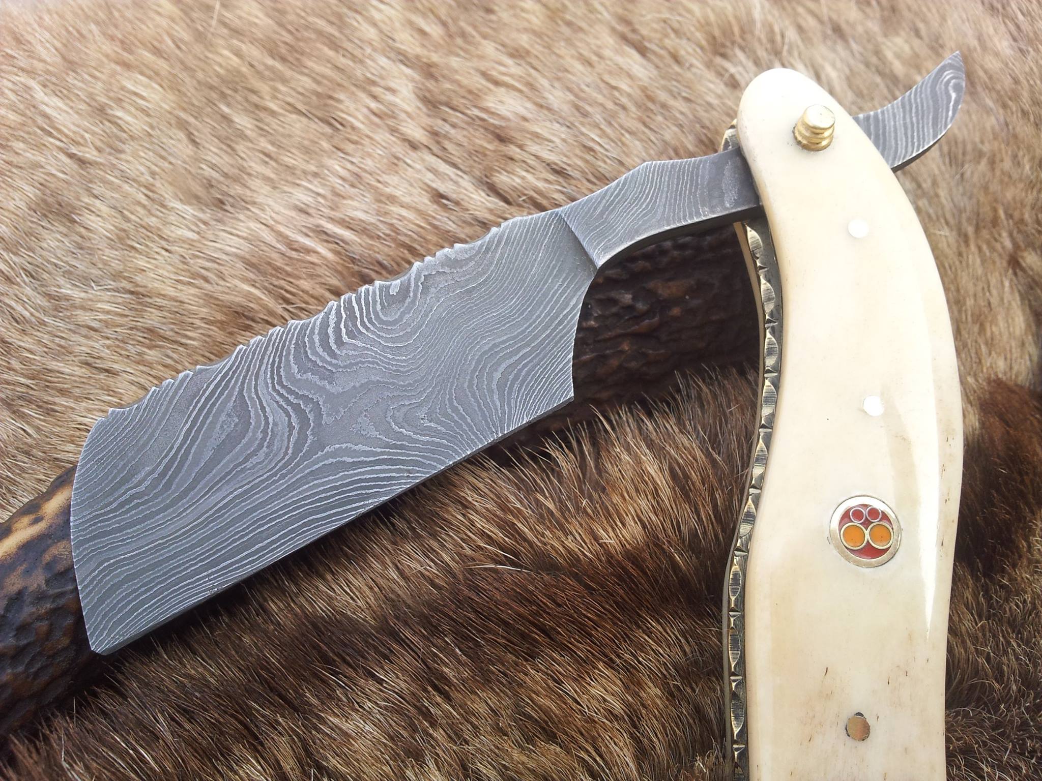 Damascus Razor - Image 2