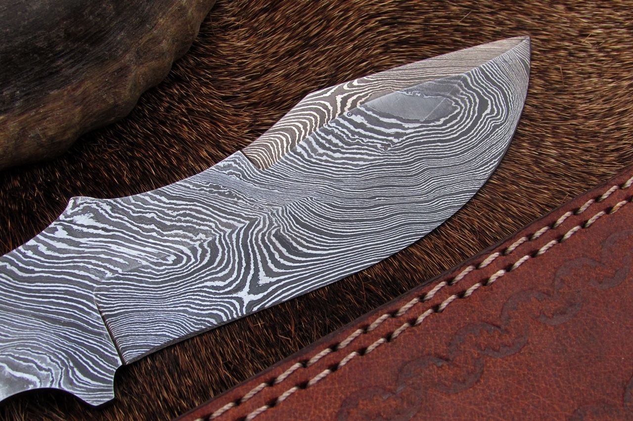 Damascus Skinner Blank Blade Knife - Image 2