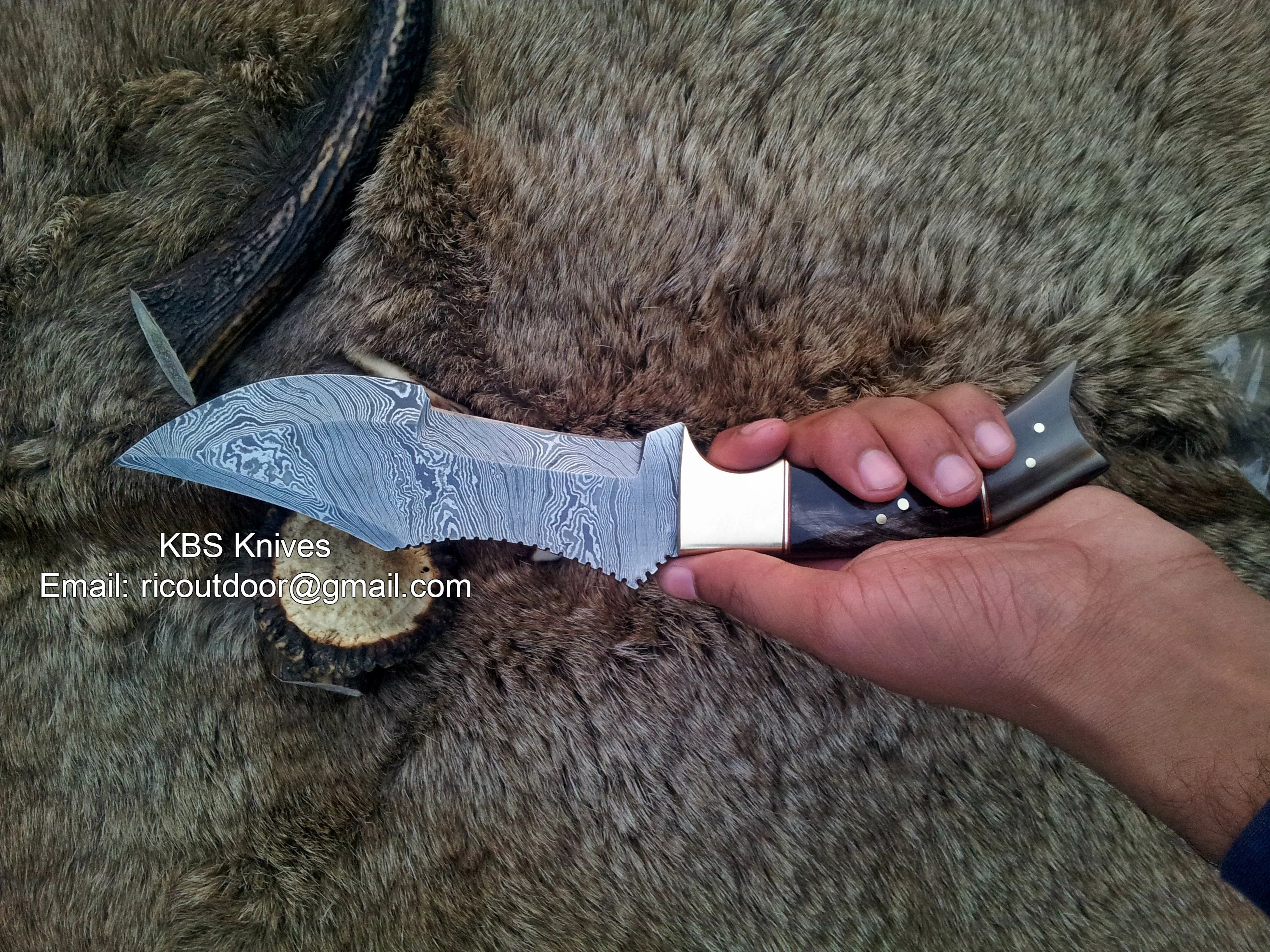 Damascus Steel Blade Tracker Knife with Buffalo Horn Handle & Leather Sheath – Custom Handmade 12-Inch Survival Knife by KBS Knives - Image 3
