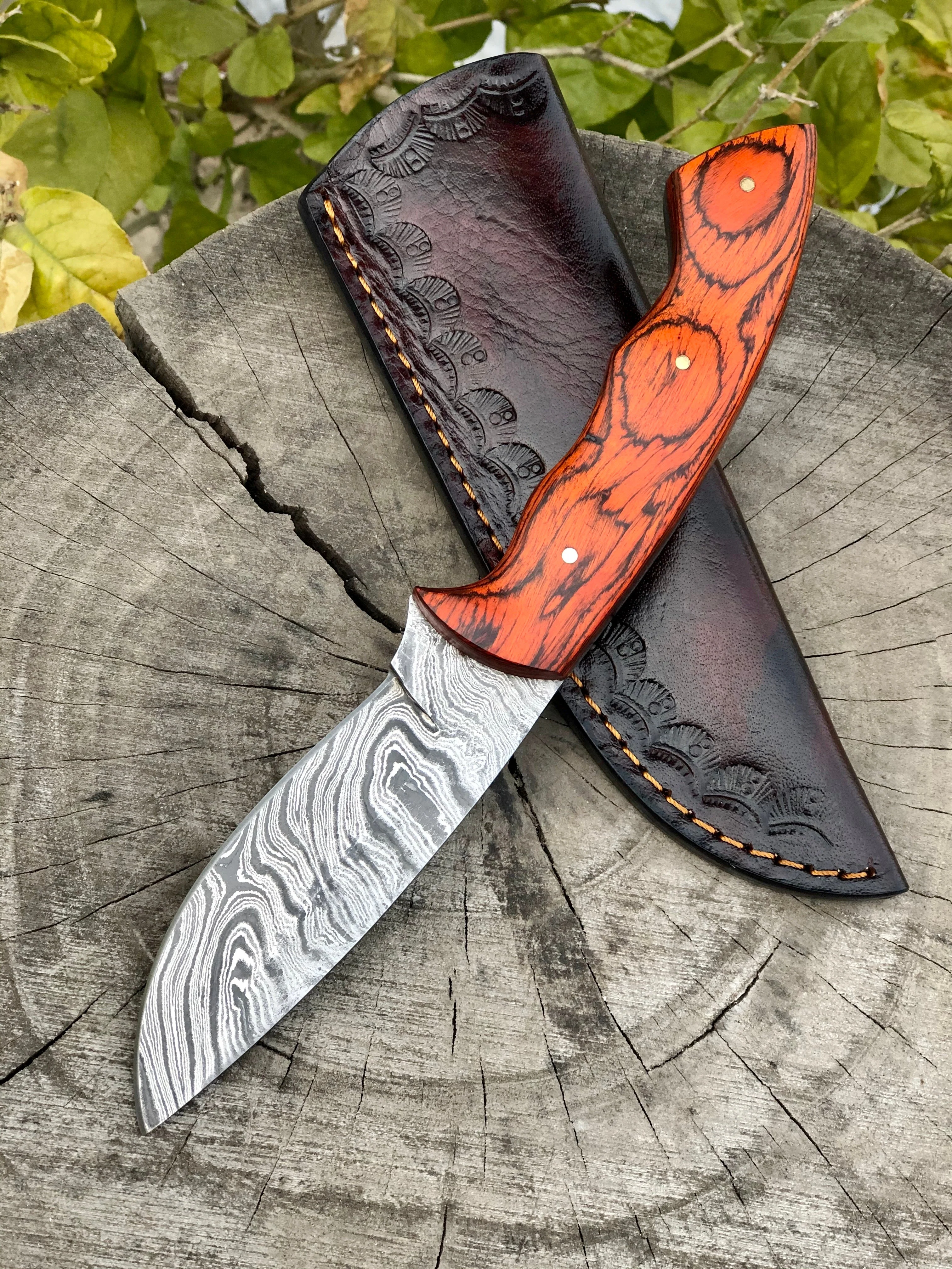 Damascus Steel Hunting Skinning Knife - Image 2