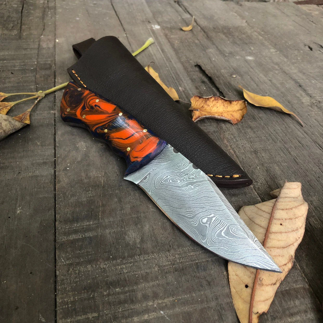 Damascus Steel Hunting Skinning Knife - Image 3