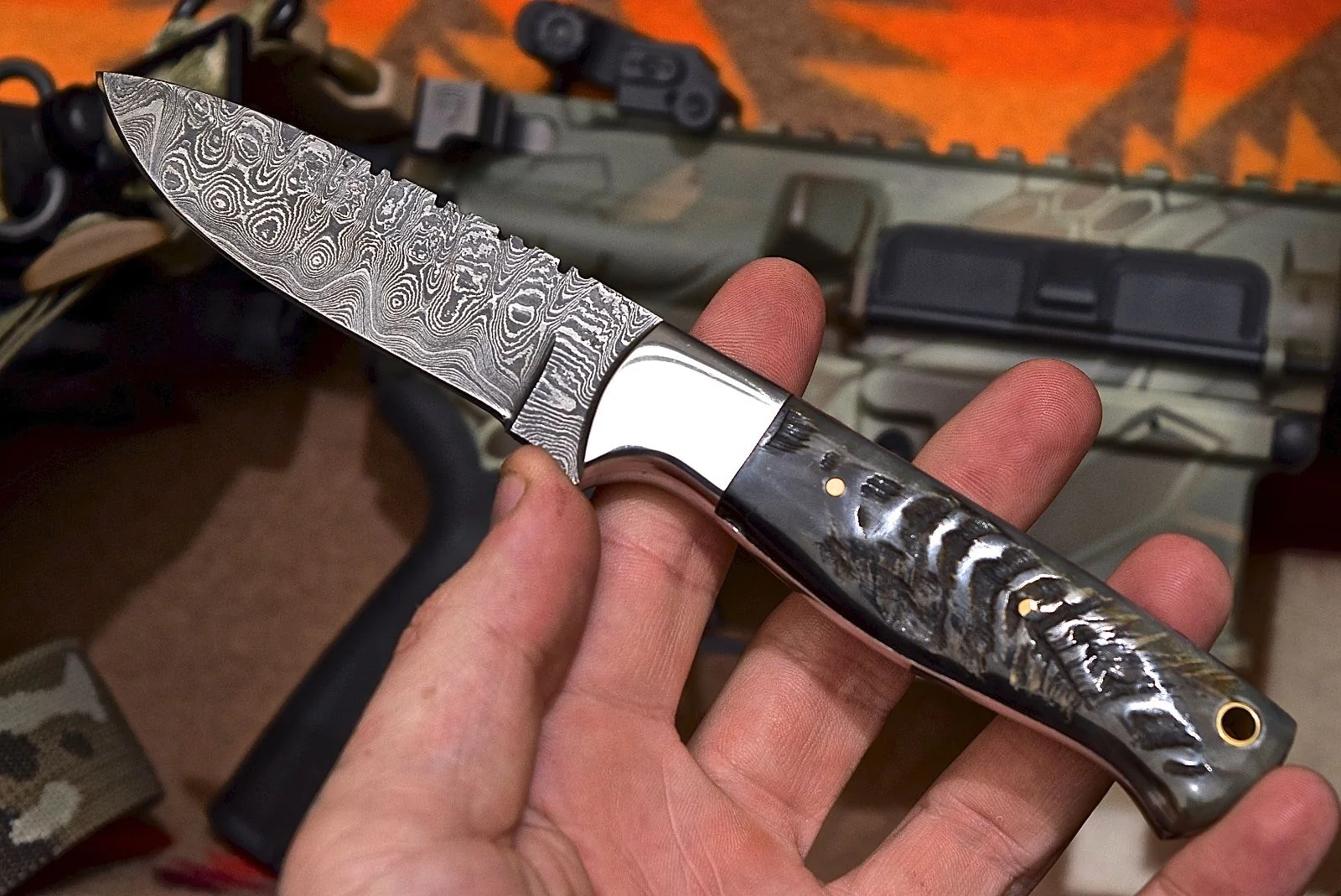 Damascus steel skinning knife - Image 3