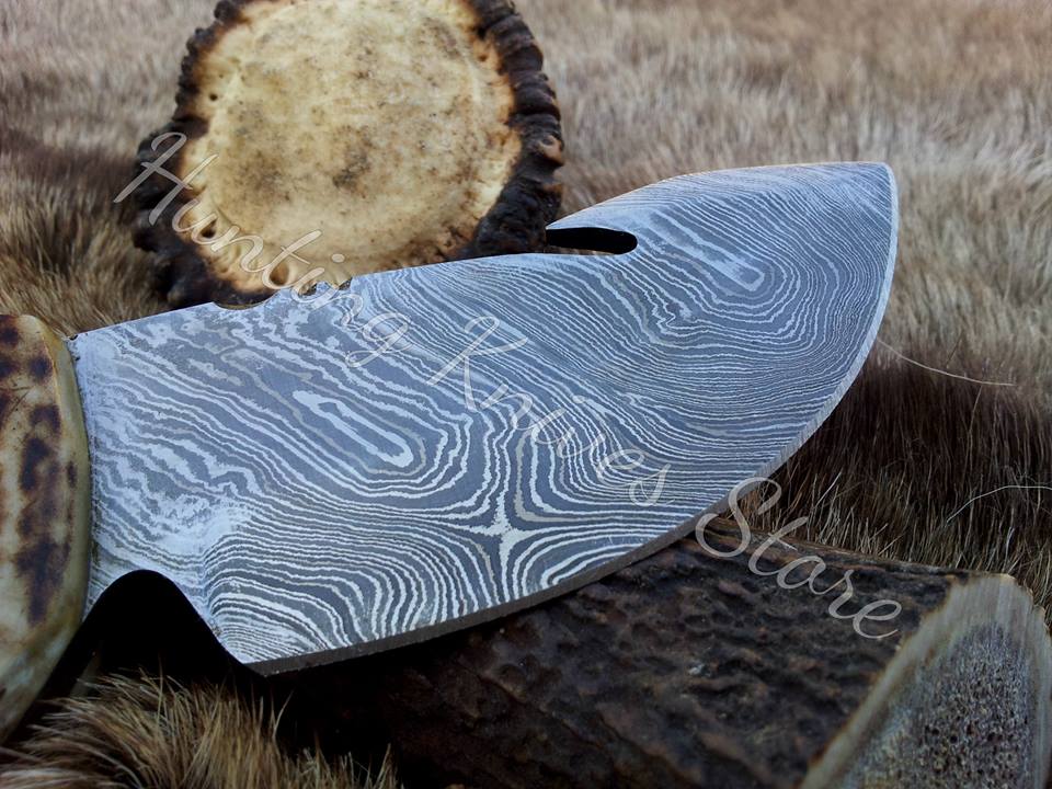 Deer Guthook Knife - Custom Damascus Steel Blade & Antler Horn Handle - Image 2