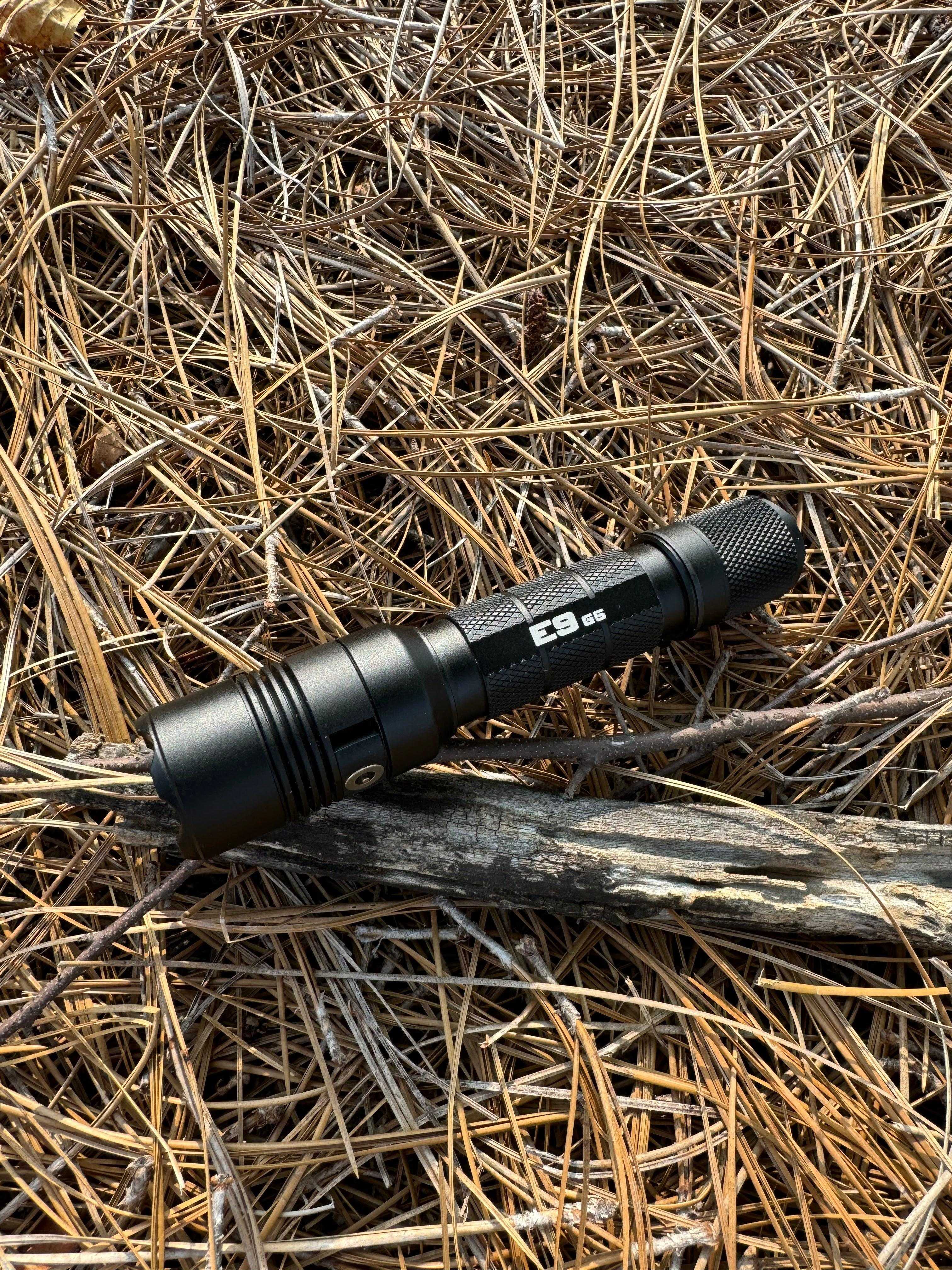 E9 GEN5 Long Throw- 3,000 Lumen  388 Meter  Tactical EDC Flashlight - Image 5