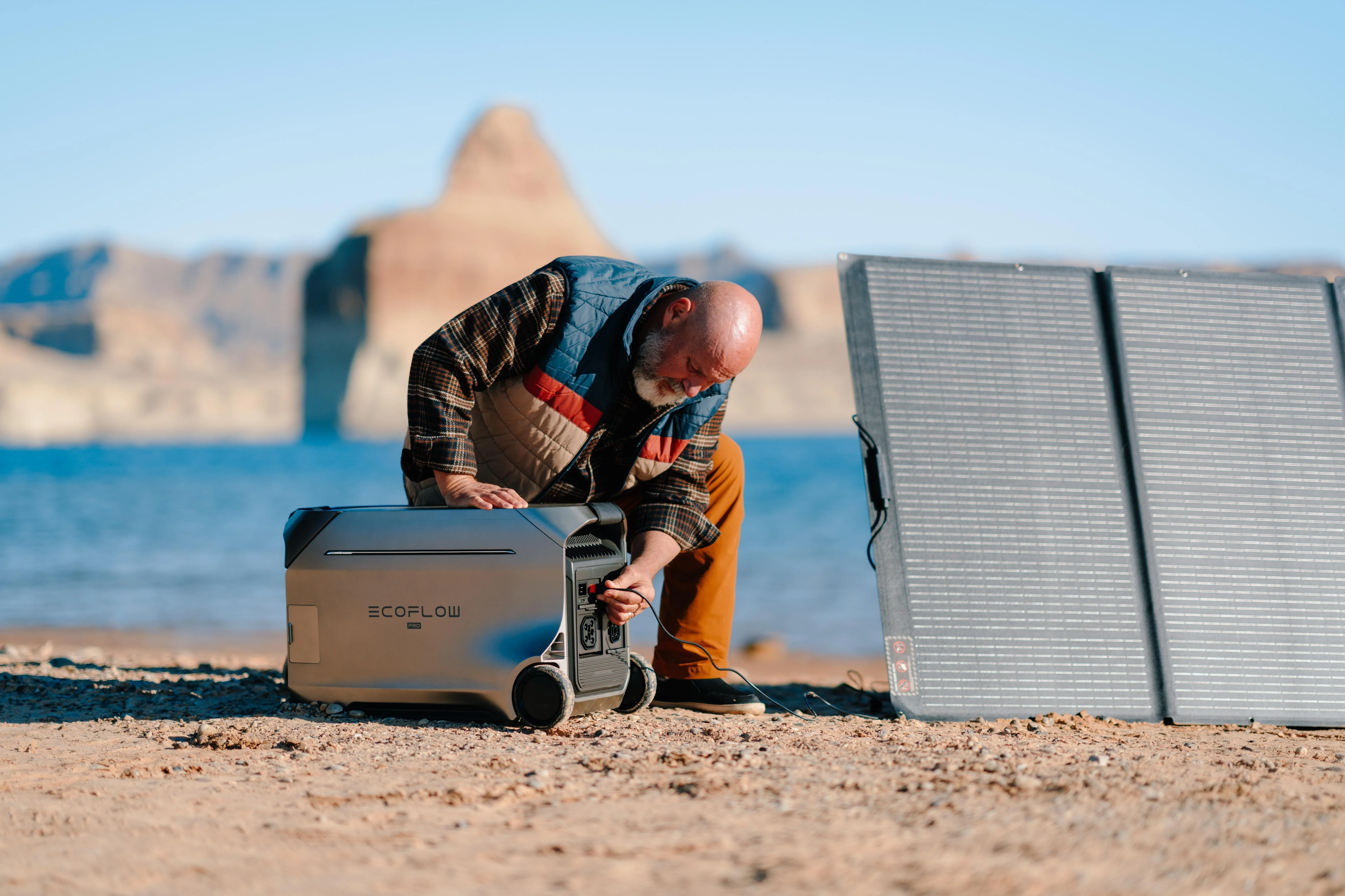 EcoFlow DELTA Pro 3 + 400W Solar Panel (SC) - Image 2