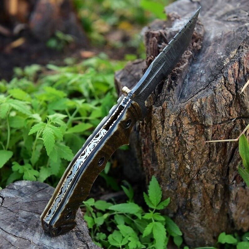 EDC Tracker Folding Pocket Knife - Handmade Damascus Steel - Image 2