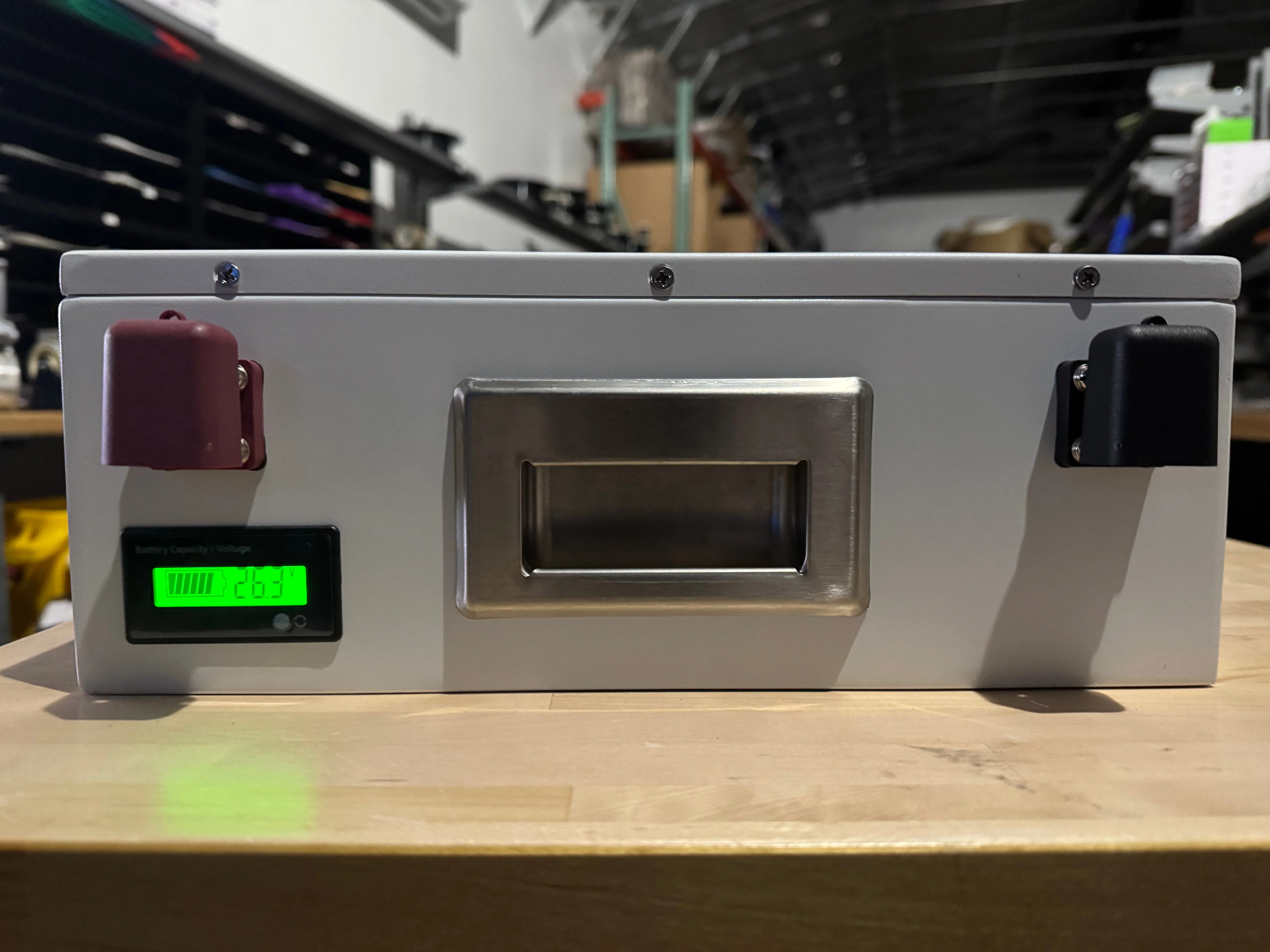 Stackable LFP Battery (14"x13"x5", 50 Lbs) - Image 4