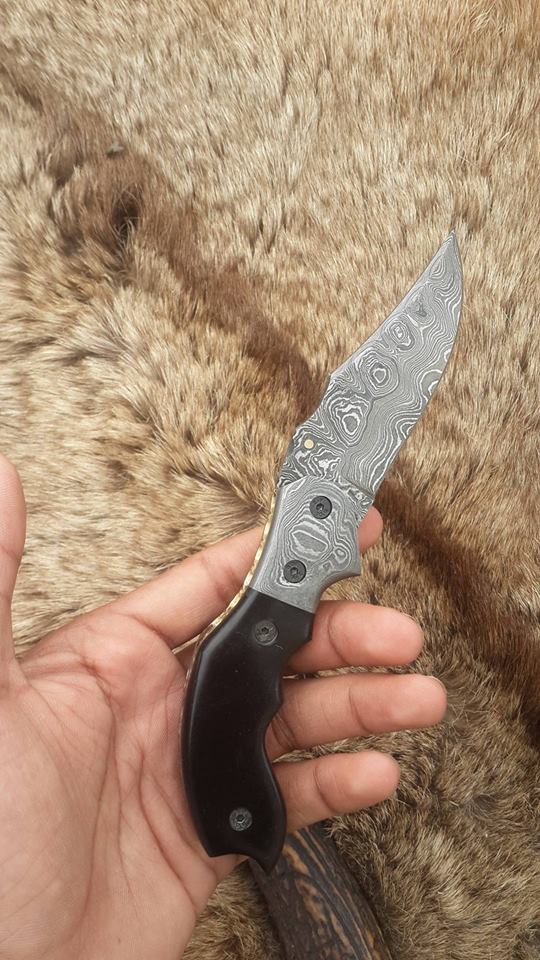 Everyday Carry Custom Handcrafted Damascus Steel Folding Pocket Knife with Buffalo Horn & Damascus Bolster Handle – The Artisan's Touch - Image 3