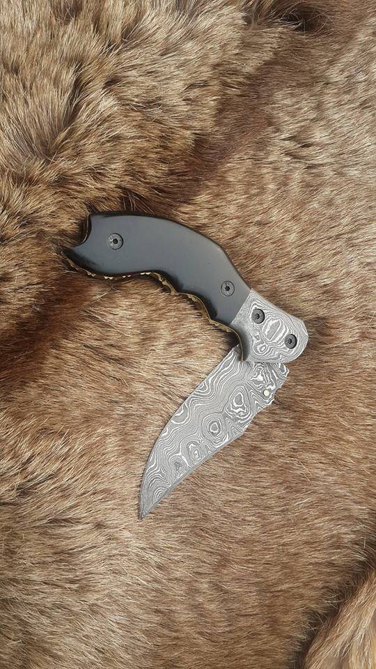 Everyday Carry Custom Handcrafted Damascus Steel Folding Pocket Knife with Buffalo Horn & Damascus Bolster Handle – The Legacy - Image 2