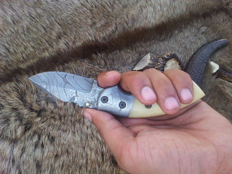 Everyday Carry Damascus Steel Folding Pocket Knife with Bone Handle & Damascus Bolster - Image 3
