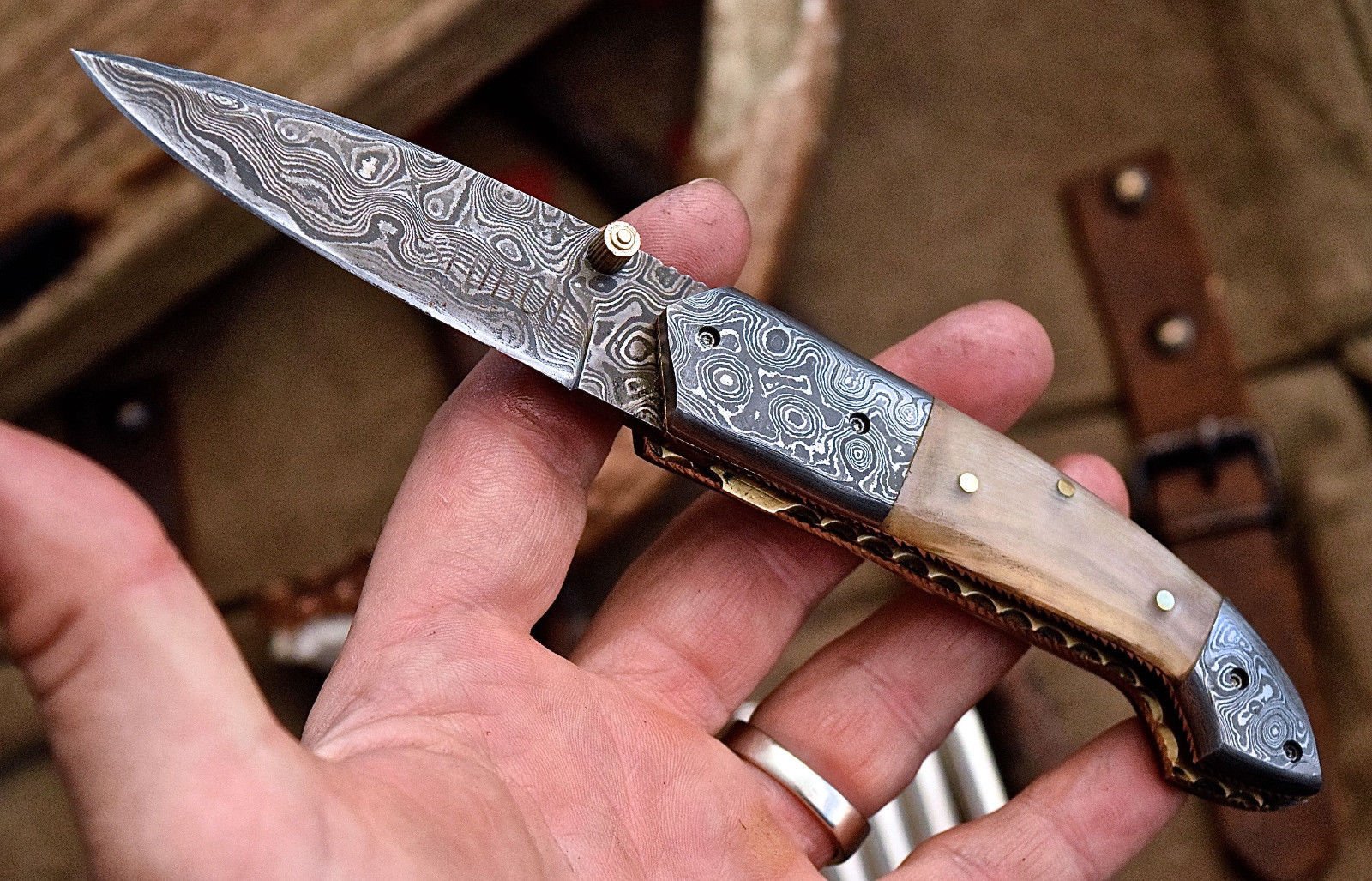 Everyday Carry Damascus Steel Pocket Knife - Buffalo Horn Excellence - Image 2