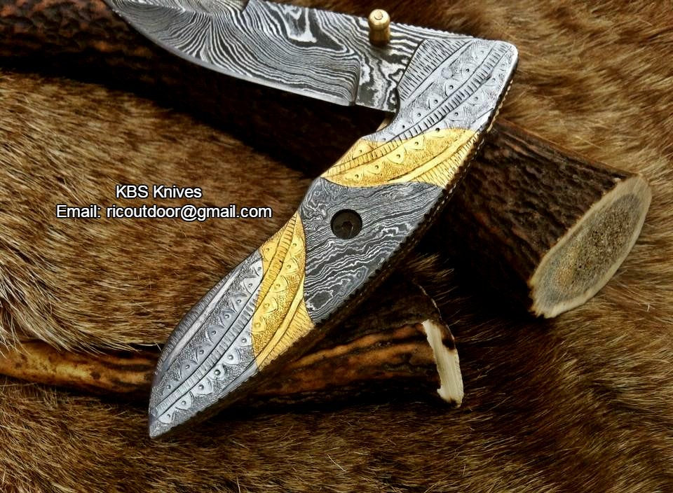 Everyday Carry Hand Engraved Damascus Steel Folding Pocket Knife with Steel & Brass Handle – The MasterCraft - Image 3