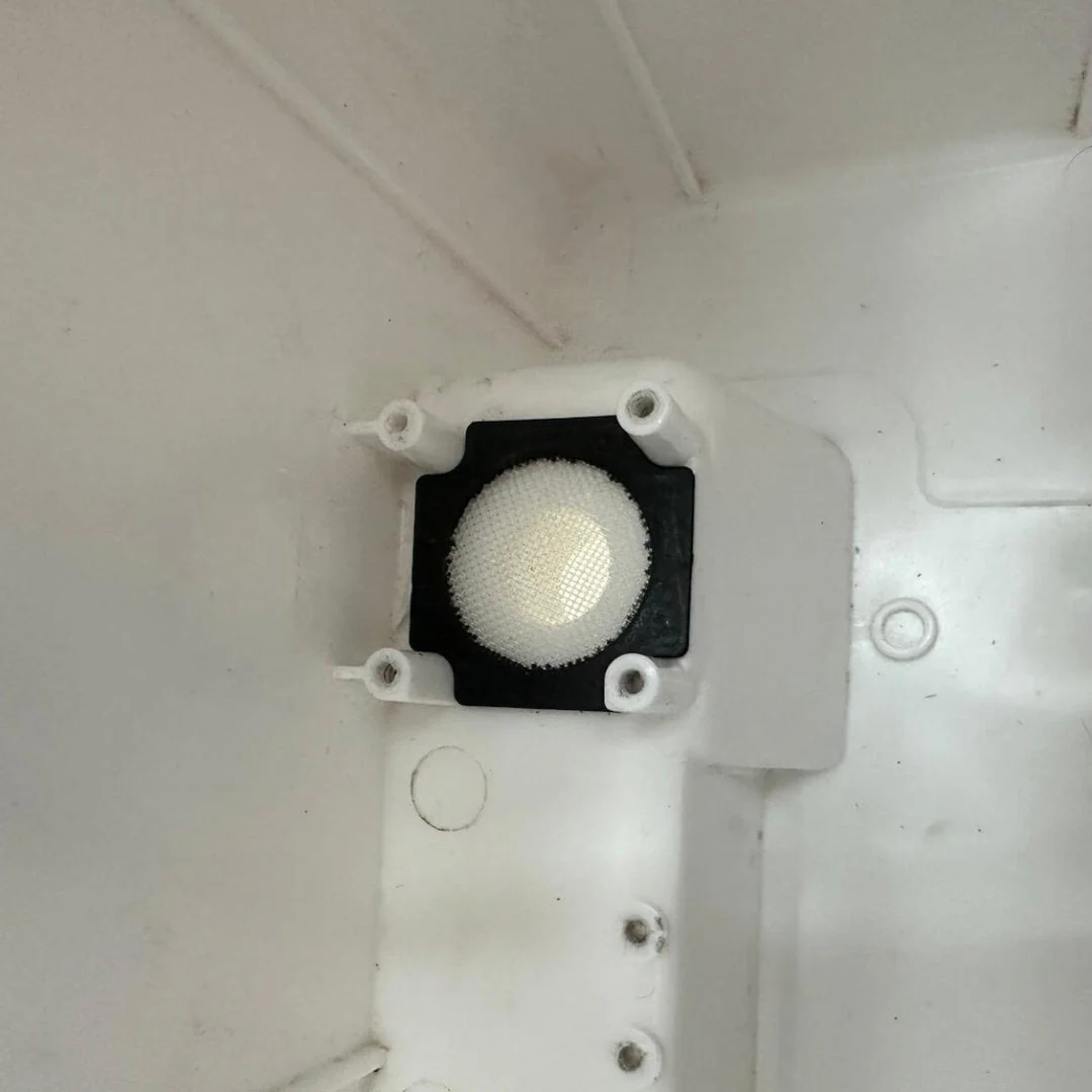 Fly Screen and Vent Plug Kit - Image 2