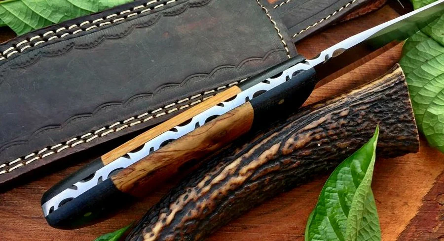 Full Tang Custom Handmade D2 Steel Hunting Camping Knife - Image 4