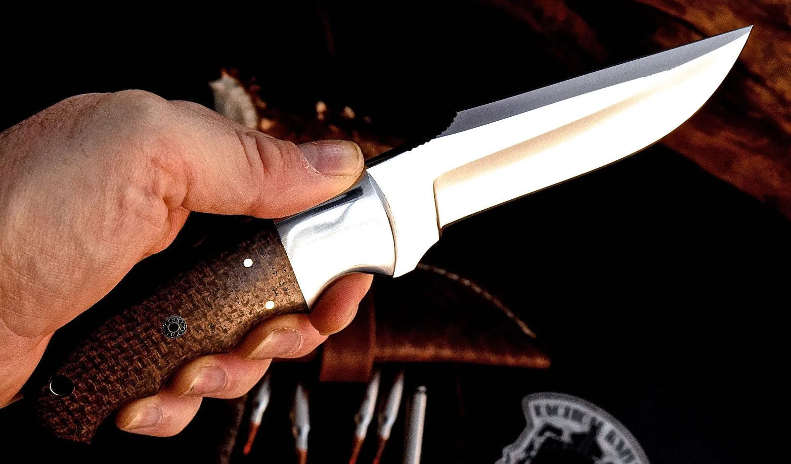 Full Tang Custom Handmade D2 Steel Hunting/Skinning Knife - Image 4