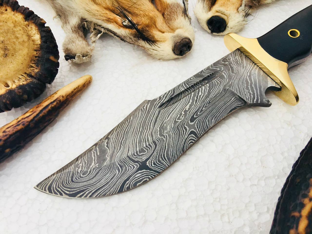 Full Tang Custom Handmade Damascus Steel Blade Hunter Knife - Image 2