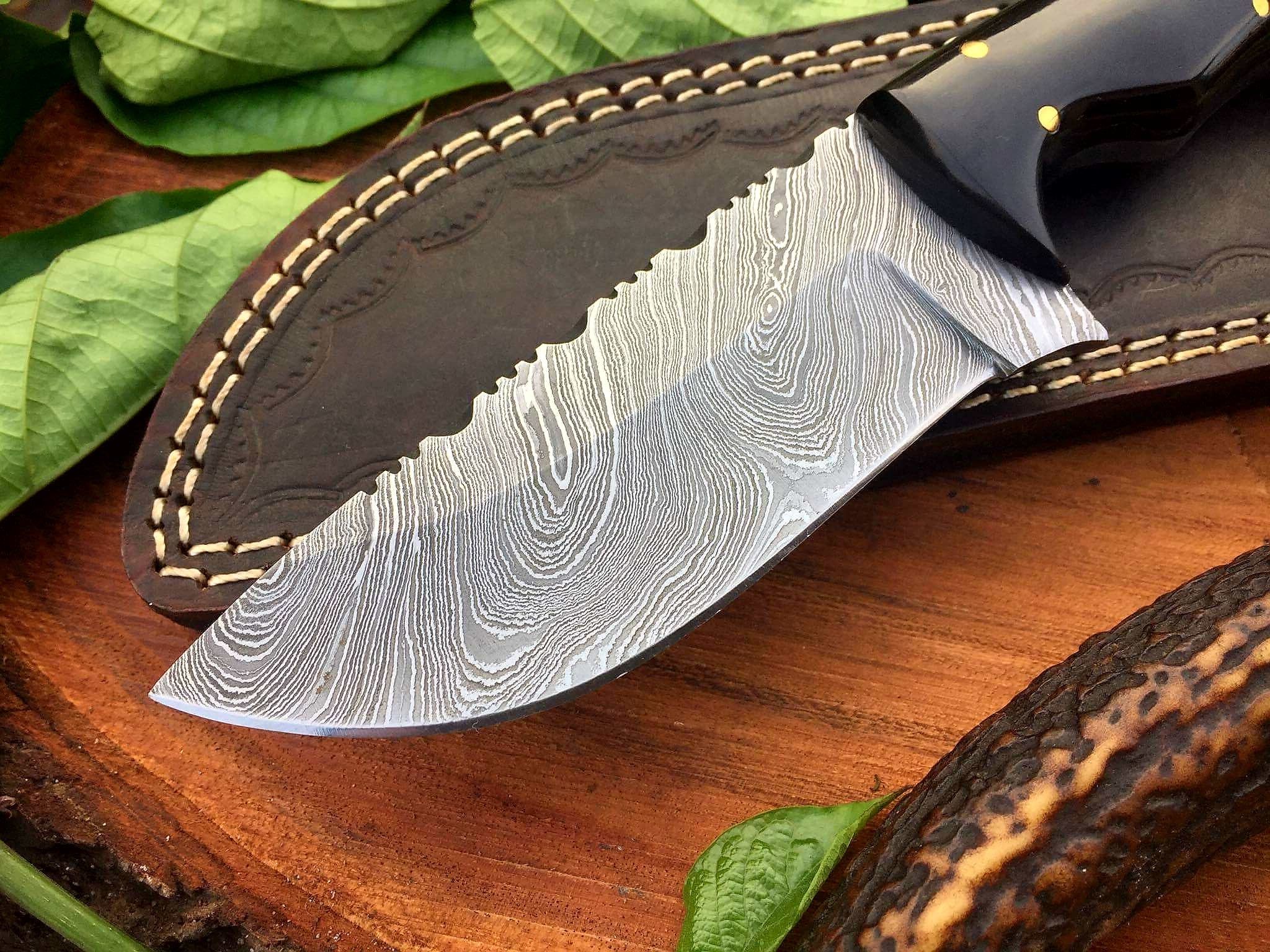 Full Tang Custom Handmade Damascus Steel Hunting Skinning Knife - Image 2